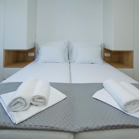 Luka'S Lodge Guesthouse & Hostel Хвар Екстер'єр фото